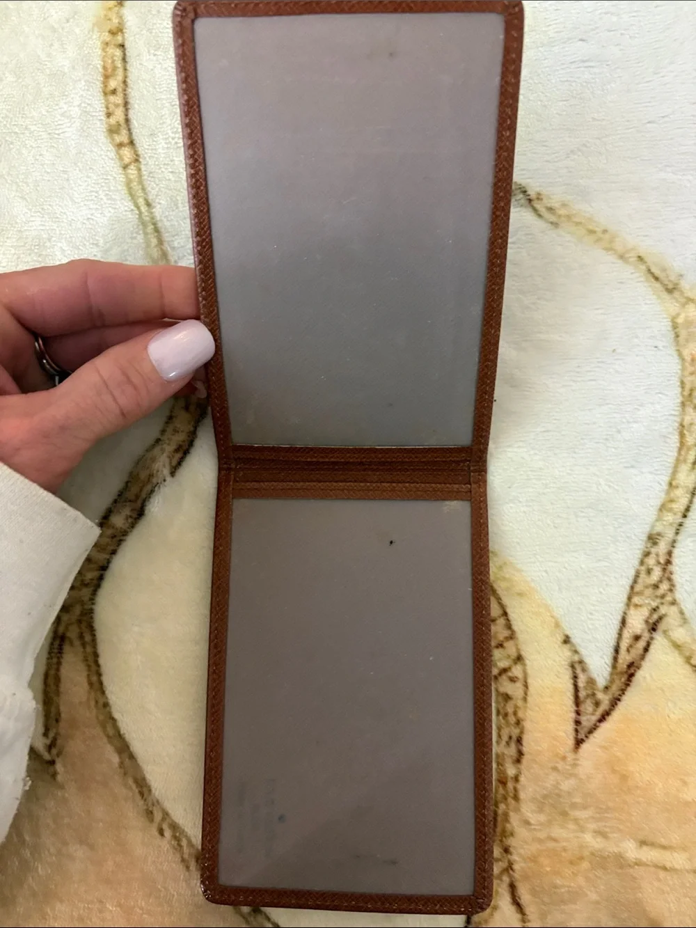 Louis Vuitton Vintage Brown Taiga Leather Bifold Card Holder / Wallet